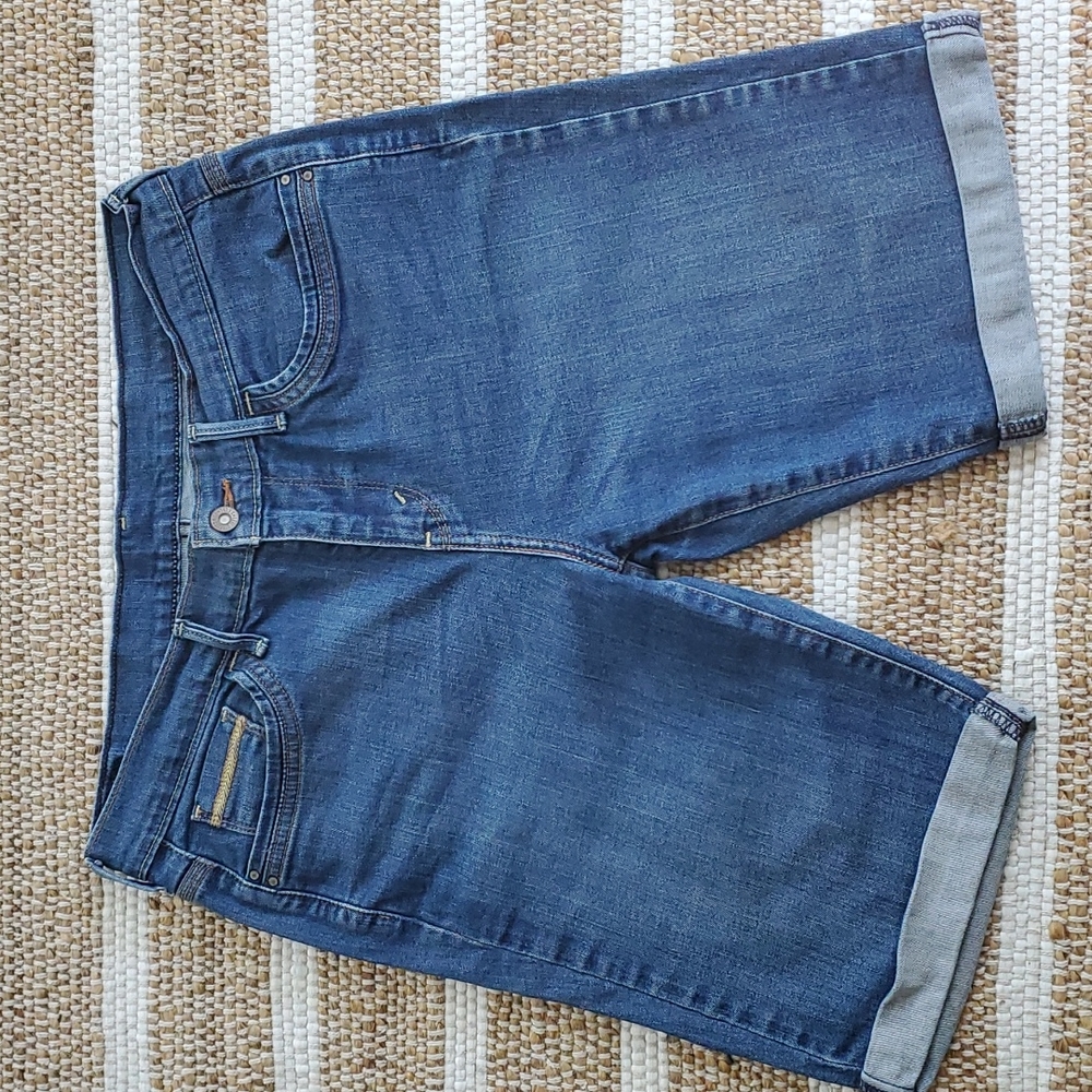Levi's Classic Bermuda Short western pockets